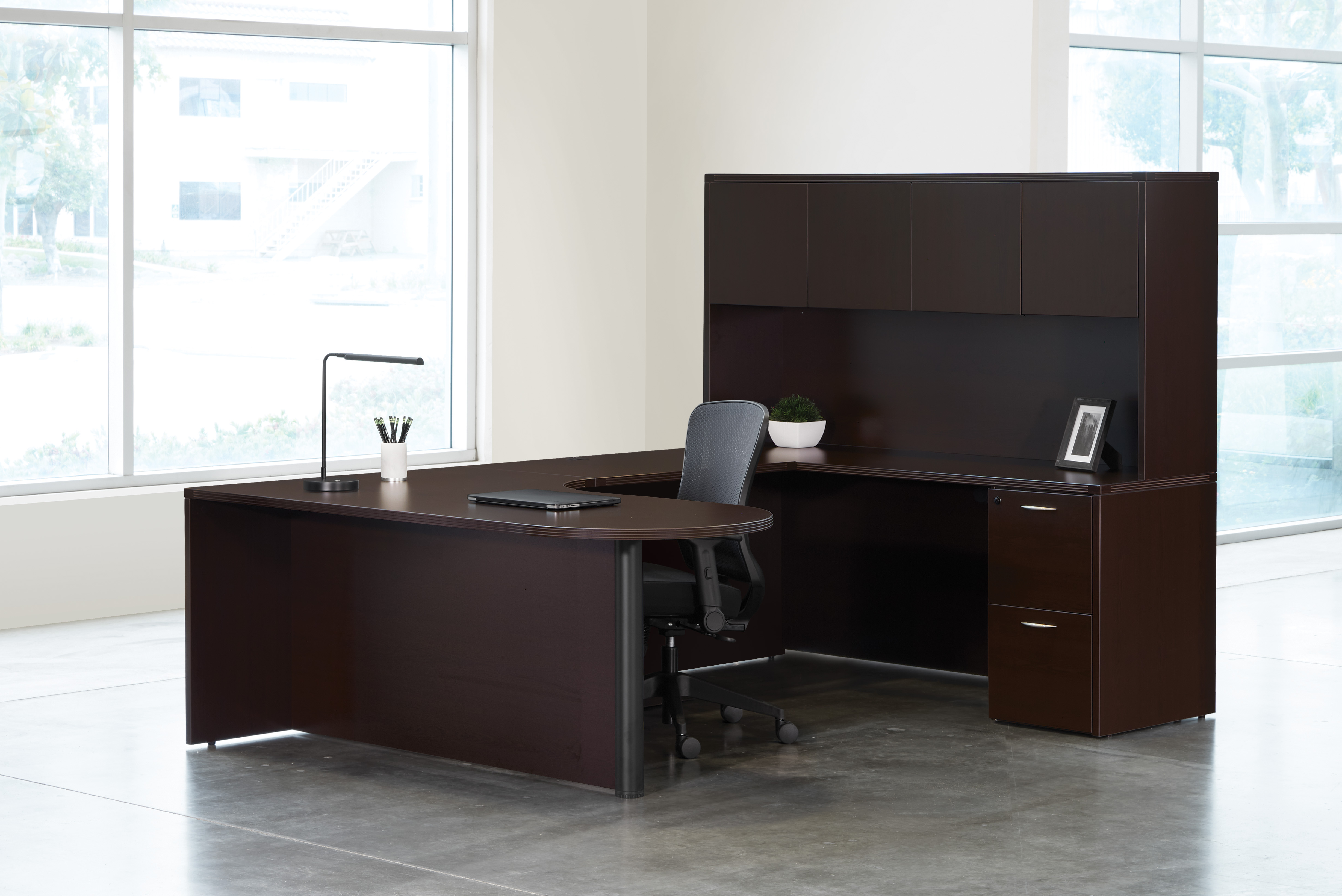 U shaped desk u shaped desk with hutch modern u shaped desk with hutch espresso space view right 1 U shaped desk u shaped desk with hutch modern u shaped desk with hutch espresso space view right 1