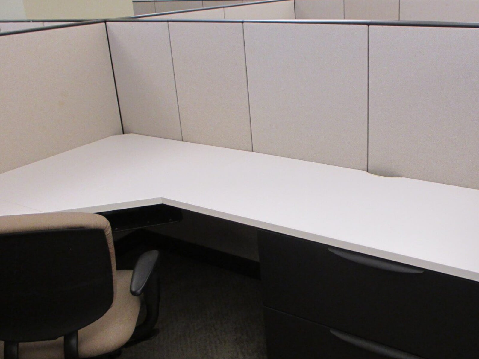 Used cubicles haworth premise 050817 ji1c Used cubicles haworth premise 050817 ji1c