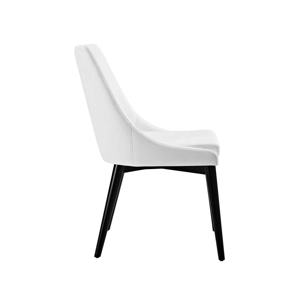 White reception chairs side White reception chairs side